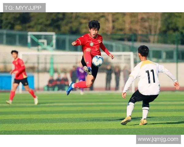 20几岁足球明星的崛起与挑战他们如何在绿茵场上书写传奇人生